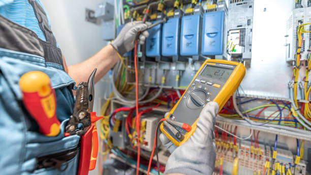 Best Circuit Breaker Repair  in Dixon, MO